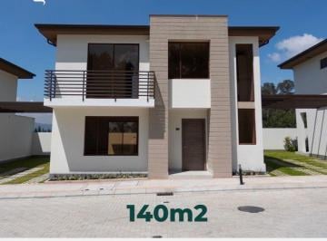 Casa Venta de 3 habitaciones · Vendo Casas por Estrenar 140 m²