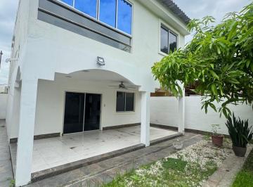 Casa de 4 habitaciones, Guayaquil · Alquilo en Belo Horizonte Casa Amplia Cuatro Dorm., Terraza, Balcón
