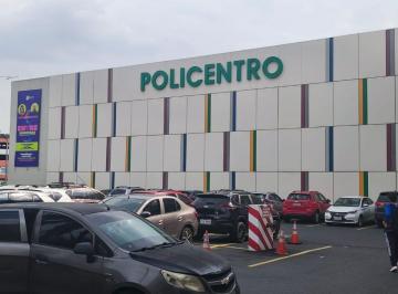 Local comercial , Guayaquil · Local Comercial de 50 m² en Alquiler en Kennedy Policentro - A. Maidana
