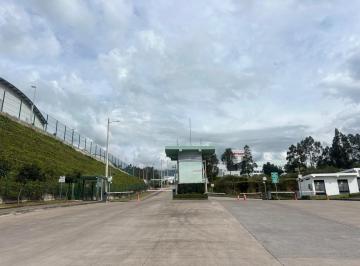 Terreno / Lote · 9954m² · Mv - Sector Pifo, en Venta Terreno Indusrial de 9.954,67 m², Alto Impacto