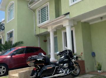 FRENTE · Vendo Casa en Carcelen Cerca Hospital Iess