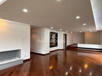 Departamento de 3 habitaciones, Quito · Vendo Amplio Departamento $175.000 Urb. El Condado 240 m² con 3 Dorm. y 2 Parq