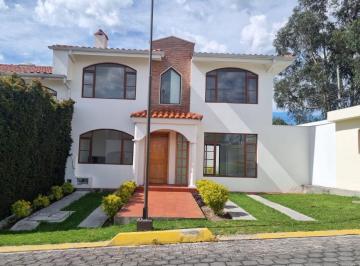 Casa de 3 habitaciones, Quito · Casa en Venta, La Armenia II - Valle de Los Chillos