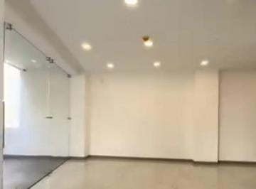 Local comercial , Quito · Local Comercial en Venta de 82 m² en Granda Centeno