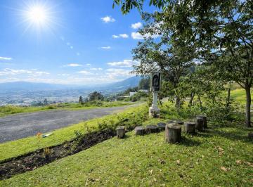 Terreno / Lote · 3000m² · 1 Habitación · Terreno en Renta Santo Rosa - San Patricio - Cumbayá