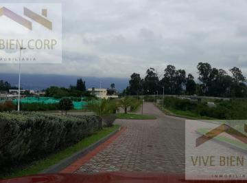 Terreno / Lote · 571m² · Los Chillos Terreno en Venta en Urbanización Sector La Espe