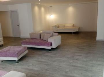 Departamento de 2 habitaciones, Quito · Departamento de 190 m² Amoblado con 2 Recámaras en Alquiler en Quito Tenis