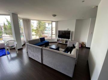 Departamento de 3 habitaciones, Quito · Venta Departamento en El Edén por La Embajada Americana