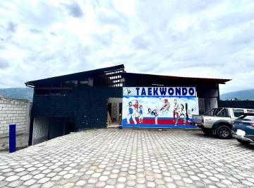 Local comercial , Quito · Local Comercial - Semi Equipado Para Funcionamiento de Taekwondo