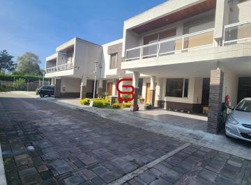 Casa · 185m² · 4 Habitaciones · 2 Estacionamientos · Venta Casa 4 Dorm. Moderna Tipo Minimalista en Conjunto, Excelente Ubicacion - Armenia Dos
