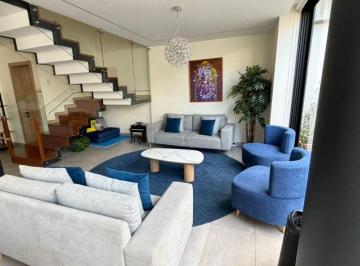 Casa de 3 habitaciones, Quito · Casa Moderna en Arriendo en Conjunto Exclusivo con Piscina, Gym y Cine.