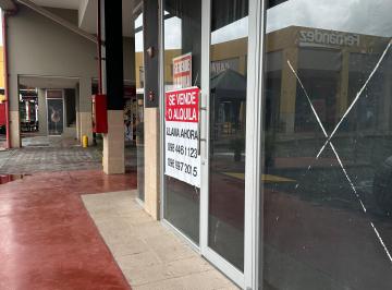 Local comercial , Guayaquil · Local Comercial en Alquiler en Oasis – Alta Visibilidad en Av Narcisa de Jesús