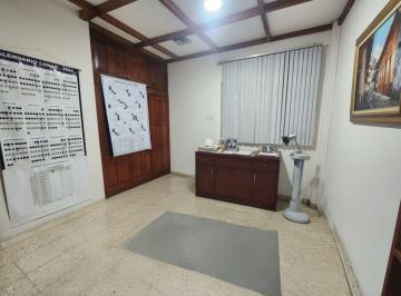 Casa de 3 habitaciones, Guayaquil · Casa con 3 Habitaciones de 261 m² en Venta en Los Ceibos
