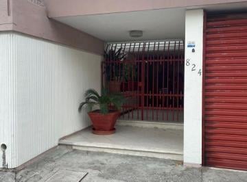 Casa de 5 habitaciones, Guayaquil · Casa en Desniveles en Lomas de Urdesa