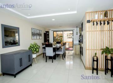 Casa · 170m² · 3 Habitaciones · 2 Estacionamientos · Casa en Cuenca, Monay