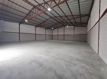 Bodega-Galpón , Guayaquil · Bodega de 500 m² en Alquiler en Vía a Daule en Complejo Cerrado