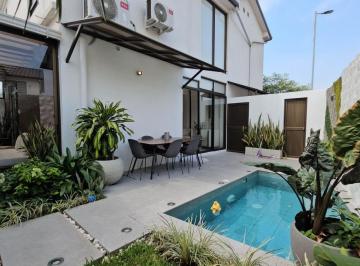 Casa de 4 habitaciones, Daule · Vendo Lujosa, Comoda y Moderna Casa en Vilanova, via Salitre, Piscina, Semiamoblada