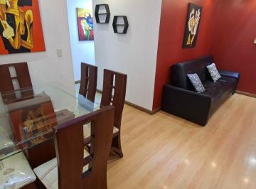 Departamento · 80m² · 2 Habitaciones · 1 Estacionamiento · Departamento - La Carolina