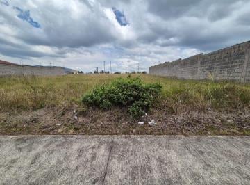 Terreno / Lote , Quito · Terreno Plano en Venta Sector Cashapamba