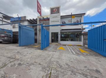 Casa de 8 habitaciones, Quito · Propiedad Comercial en Venta Edmundo Carvajal El Bosque