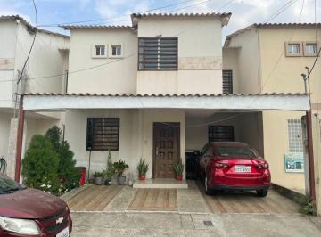 Casa de 3 habitaciones, Daule · Casa en Venta Málaga 2 Vía a Salitre Duale