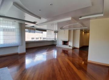 Departamento de 3 habitaciones, Quito · Departamento de 220 m² con 3 Habitaciones en Venta en El Bosque