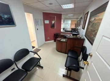 Oficina comercial , Quito · Vendo Elegante Consultorio Médico Sector Alemania $70.000