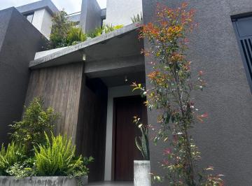 VENTA DE CASA EN CAMPO ALEGRE · Vendo Casa Urbanizacion Campo Alegre Quito