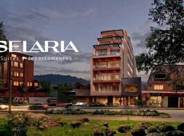 Local comercial , Cuenca · Selaria Locales Comerciales con Vista Al Rio Yanuncay