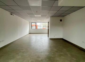Oficina comercial , Guayaquil · Almax Center Alquilo Oficina por Estrenar