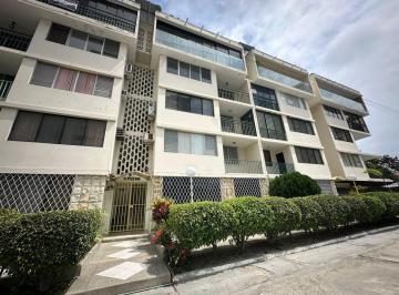 Departamento · 82m² · 3 Habitaciones · 1 Estacionamiento · Departamento en Venta, Salinas, Chrc