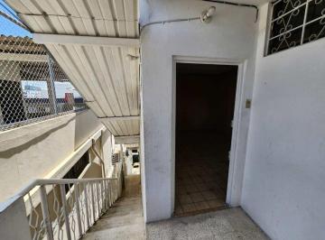 Departamento de 2 habitaciones, Guayaquil · Alquiler/oficina Entre Rios Calle Primera 2do Piso Dpto 1 m. Urribarri