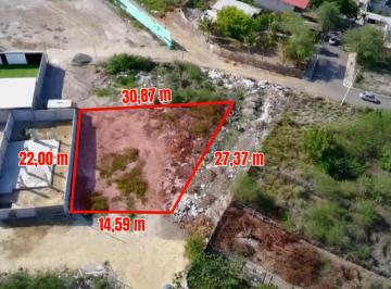 Terreno / Lote , Manta · Terreno de Venta en Manta Zona Norte Barrio Orquideas