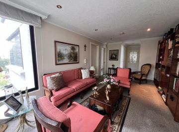Departamento de 4 habitaciones, Quito · Oportunidad Hermoso Departamento en La Coruña, a Una Cuadra de La González Suárez