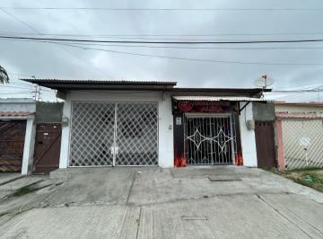 Casa · 250m² · 4 Habitaciones · 1 Estacionamiento · Casa en Venta en Ciudadela Italiana, Salinas Joeg
