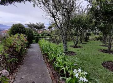 Hacienda-Quinta de 4 habitaciones, Quito · Quinta en Venta, Sector Amagasi del Inca 3.771 m²