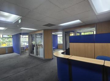 Oficina comercial · 290m² · 5 Estacionamientos · Oficina en Norte de Quito