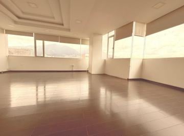 Oficina comercial , Quito · Rento o Vendo Oficina Piso Entero Luminoso Vistas
