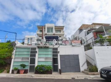 Suite · 30m² · 1 Habitación · 1 Estacionamiento · Venta de Suite Estilo Duplex en Altos de Manta Beach Manta