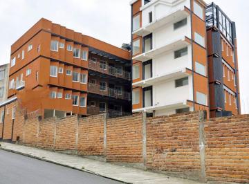 Departamento de 4 habitaciones, Quito · Solca por Estrenar Dep. Venta 3 Hab 109 m², Parq. Bodega
