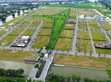 Terreno / Lote · 652m² · Terreno Esquinero en Parques de Batán en Venta