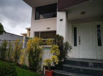 Departamento · 153m² · 3 Habitaciones · 2 Estacionamientos · Venta Departamento de 3 Dorm., Sector Urabá