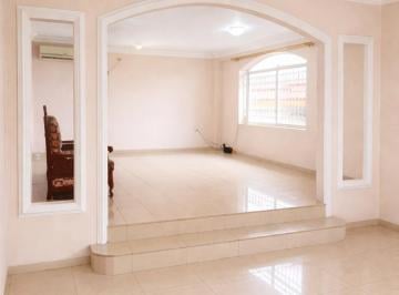 Departamento en Alquiler de 3 habitaciones Bellavista · En Alquiler | Departamento de 3 Habitaciones en Bellavista Alta | 160 m² + Doble Garita de Seguridad