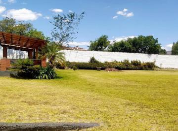 Terreno / Lote · 371ha · Casa con Terreno en Venta - Zona Estratégica de Tumbaco