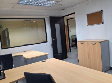 Oficina comercial , Quito · Shyris Amoblada Hermosa Oficina 70 m² 8 Puestos de Trabajo
