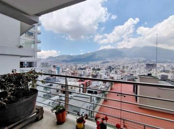 Departamento de 2 habitaciones, Quito · Vendo Departamento en González Suárez