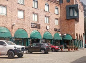Local comercial , Quito · Vendo Local Comercial 65 m en Dos Pisos. Sector El Bosque
