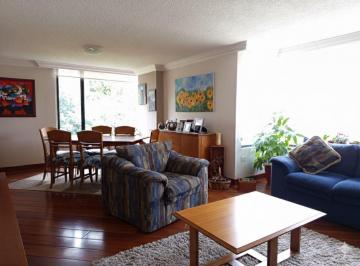 Departamento · 177m² · 3 Habitaciones · 2 Estacionamientos · Departamento en Venta Granda Centeno