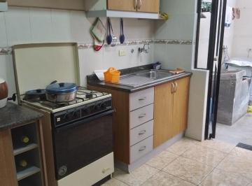 Casa · 95m² · 3 Habitaciones · 1 Estacionamiento · Venta Casa 3 Habitaciones 1 Parqueadero en Carcelén Conjunto El Olivar