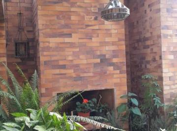 Con colega tengo de venta
hermoso departamento PH.
Sector cervecería
De 227m2,
s · Vendo Precioso Departamento 227 m² Mas Terraza 360.000 Neg